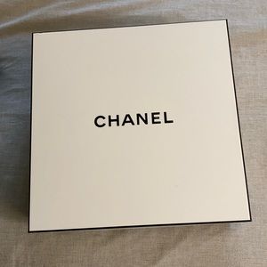 Chanel Gift box